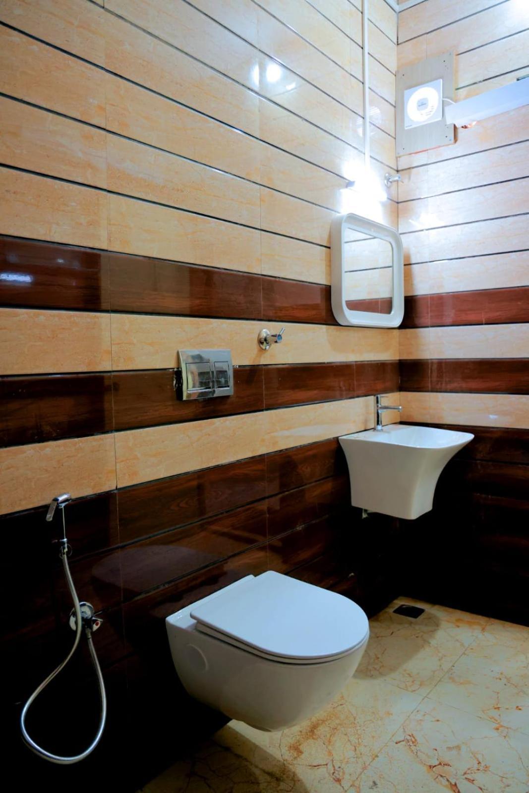 Grand Sangeetham Inn Tiruchchendur ภายนอก รูปภาพ